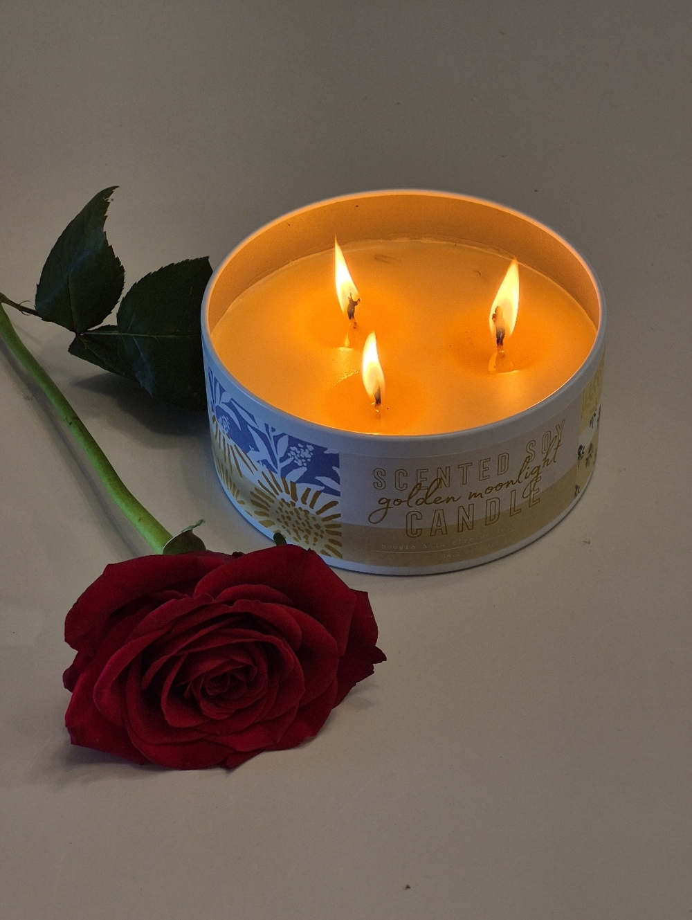 Mothers Day Golden Moonlight Scented SOY 3-Wick. SMELLS INCREDIBLE!!